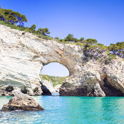 Camping Adria Urlaub Felsen im Gargano Nationalpark