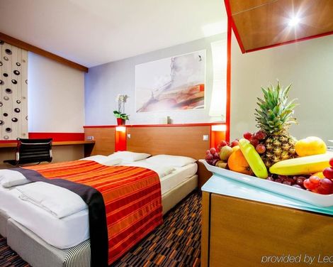 Royal Park Boutique Hotel-4