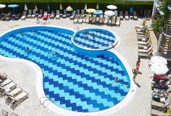 Hotel, Golden Dune