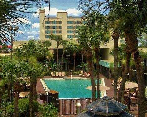 Ramada by Wyndham Kissimmee Gateway-2