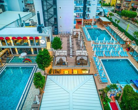 Club Big Blue Suite Hotel-4