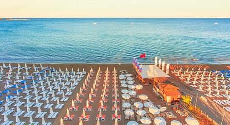 Sun Club Side