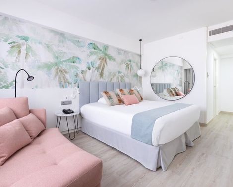 Hotel Cristina by Tigotan-0