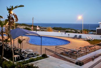 Hotel, Hotel Maritur