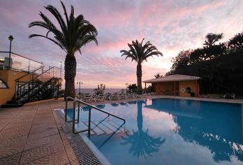 Hotel, Hotel Cais da Oliveira