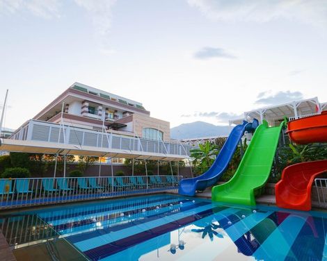Crystal De Luxe Resort & Spa-3