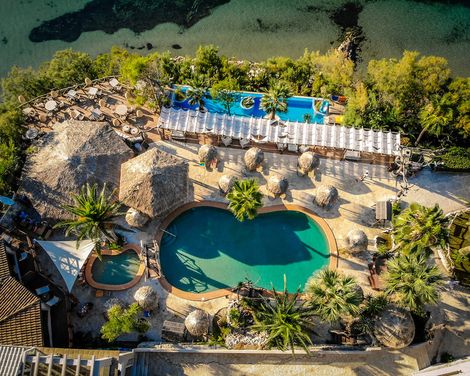 Gloria Maris Hotel Suites & Villas-2