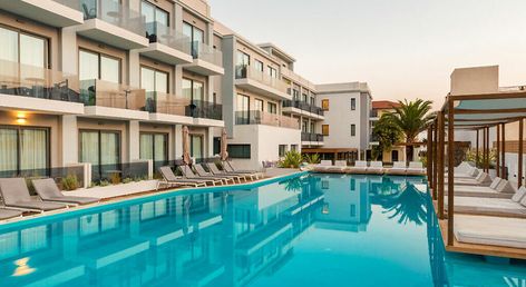 Samian Mare Hotel and Suites