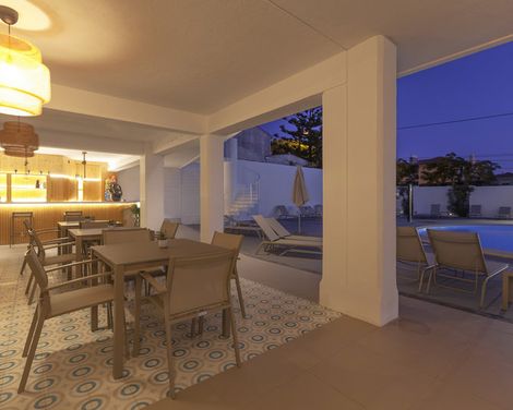 Carcavelos Beach Hotel-3