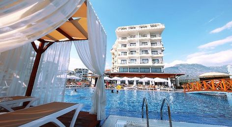 Sey Beach Hotel & Spa