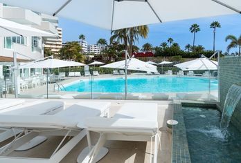Hotel, HL Rondo Hotel