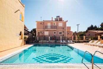 Hotel, Solena Studios Kavos