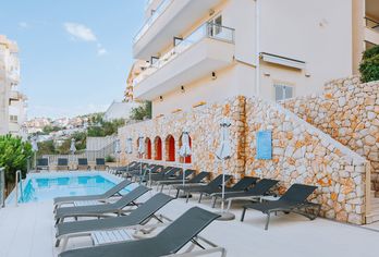 Hotel, Adria