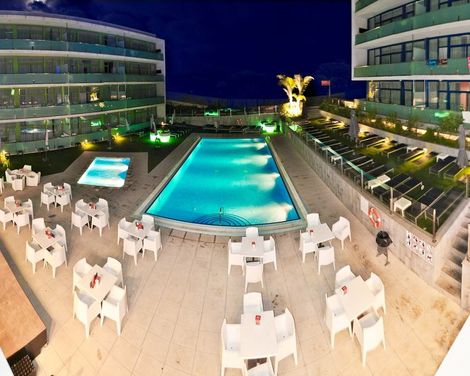 Apolo Suites Rentalmar-1