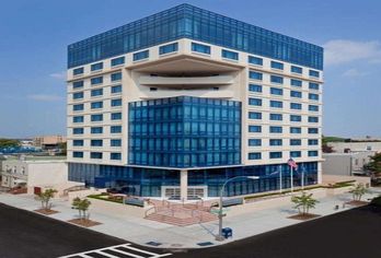 Hotel, Vista LIC Hotel - Best Western Premier Collection