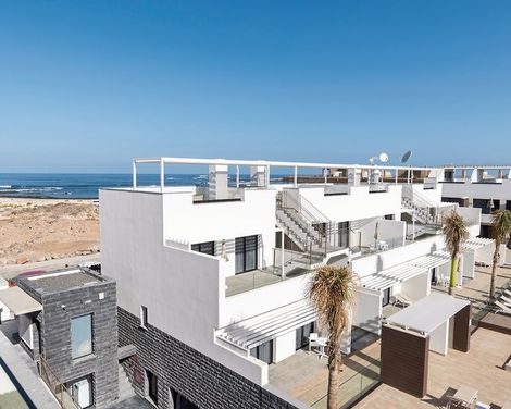 Esmeralda Cotillo Homes by LIVVO-3