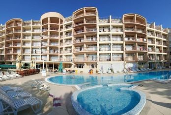 Hotel, Hotel Luna
