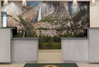 La Quinta Inn & Suites by Wyndham Fresno Northwest