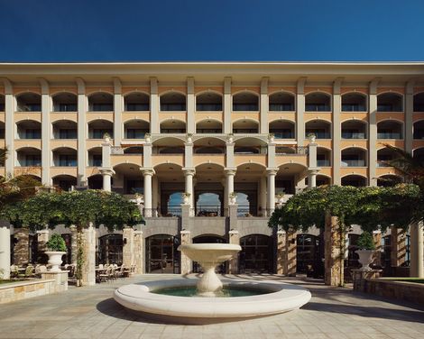 Astor Garden Hotel-4