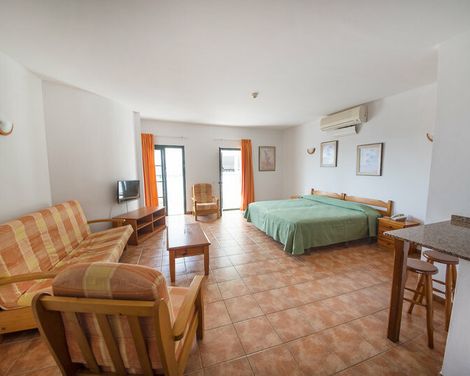 Apartamentos Lanzarote Paradise-4