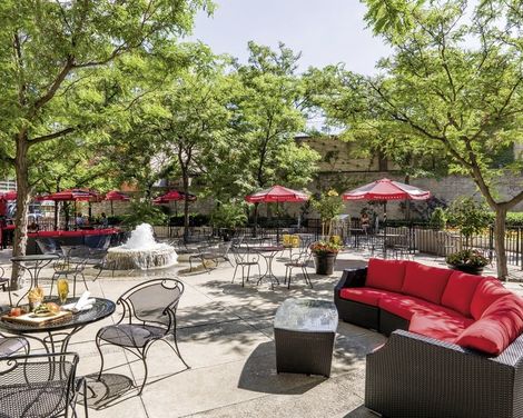 Chelsea Hotel Toronto-4