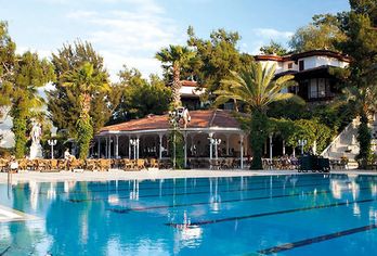 Hotel, Club & Hotel Letoonia