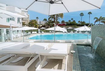 Hotel, HL Rondo Hotel