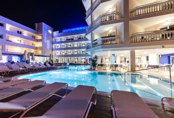 Hotel Triton Beach