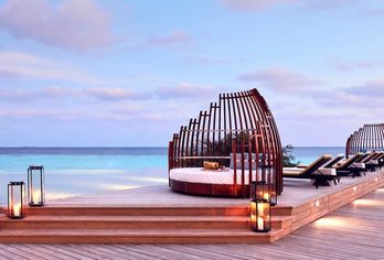 Hotel, NH Collection Maldives Havodda Resort