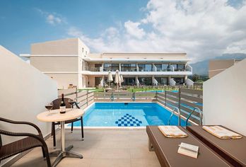 Hotel, Vantaris Blue Adults only