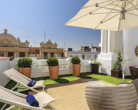 H10 Villa de la Reina-1