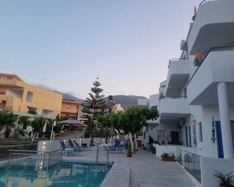 Leonidas Studios & Apartments-0