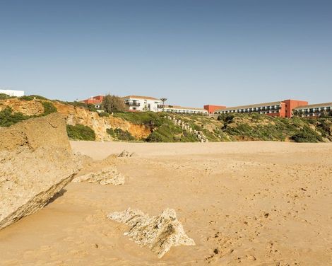 Hotel ILUNION Calas de Conil-3