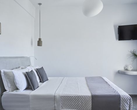 Apanemo Hotel And Suites-2