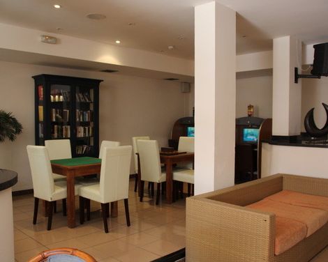 Apartamentos Marola Park-2