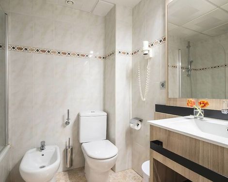 Hotel Benidorm East by Pierre & Vacances-0