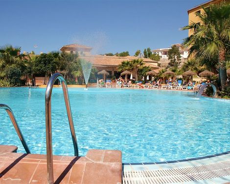 Best Alcázar Hotel & Apartamentos-0