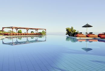 Hotel, Alia Palace Luxury Resort Hotel & Villas
