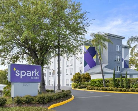 Spark by Hilton Orlando near SeaWorld-1