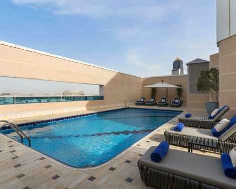 Mövenpick Hotel & Apartments Bur Dubai-0