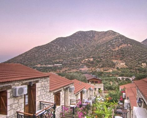 Stone Village Petrino Horio-2