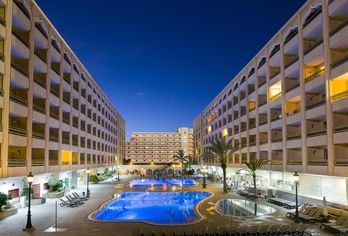 Hotel, Kn Aparthotel Columbus