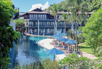 Hotel, Holiday Ao Nang Beach Resort, Krabi