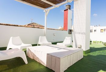 Hotel, Hotel Los Cantaros