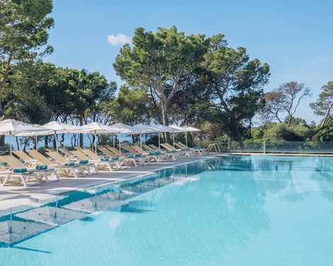 Iberostar Waves Club Cala Barca-1