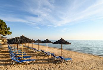 Hotel, Portes Beach Hotel