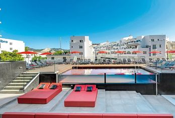 Hotel, Hotel Vibra District