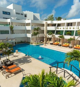 Flamingo Cancun Resort