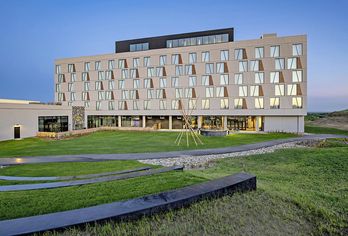 Hotel, Dakota Dunes Resort