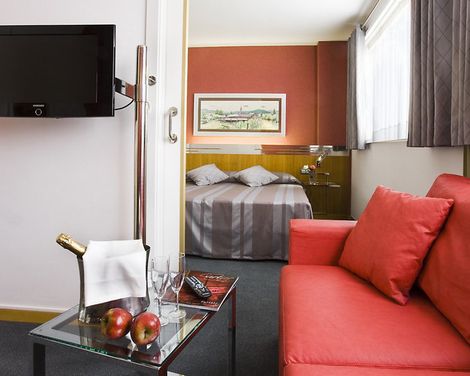 Atenea Barcelona Aparthotel -4